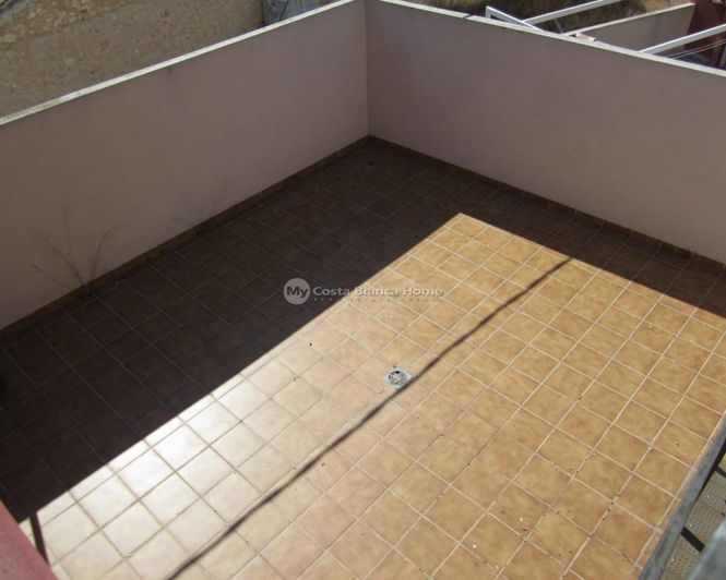 Image No.22-3 Bed Townhouse for sale