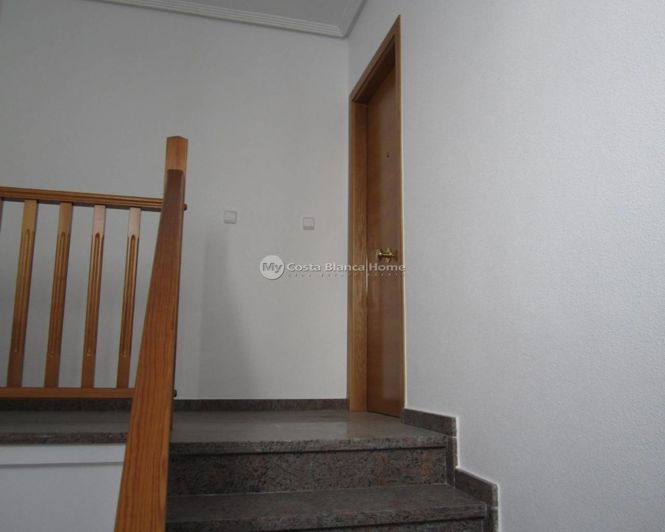 Image No.30-3 Bed Townhouse for sale