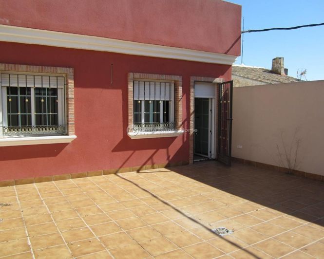 Image No.6-3 Bed Townhouse for sale