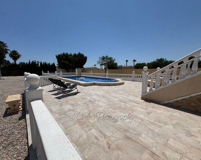 Image No.32-4 Bed Country House for sale