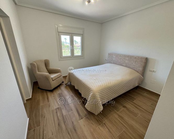 Image No.8-4 Bed Country House for sale