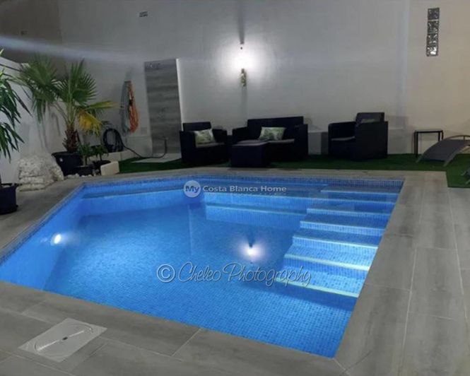 Image No.1-2 Bed Villa for sale