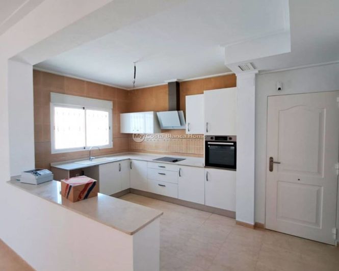 Image No.3-3 Bed Country House for sale