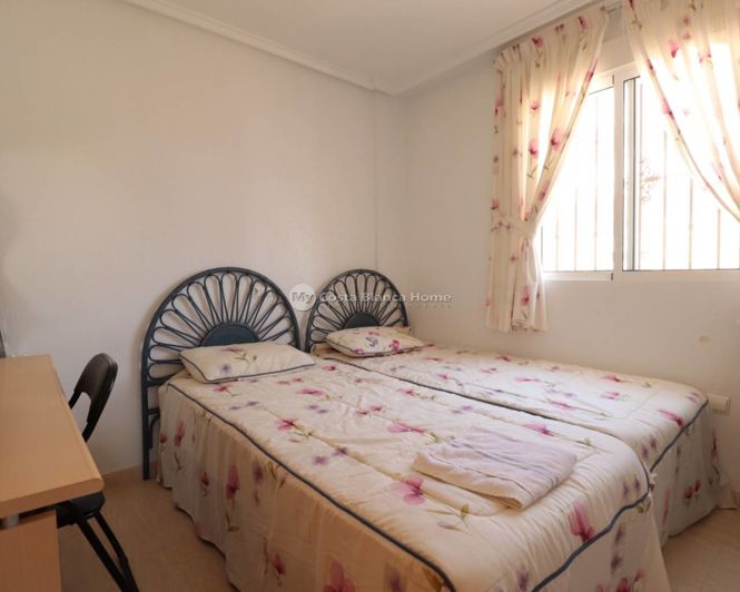 Image No.13-3 Bed Property for sale