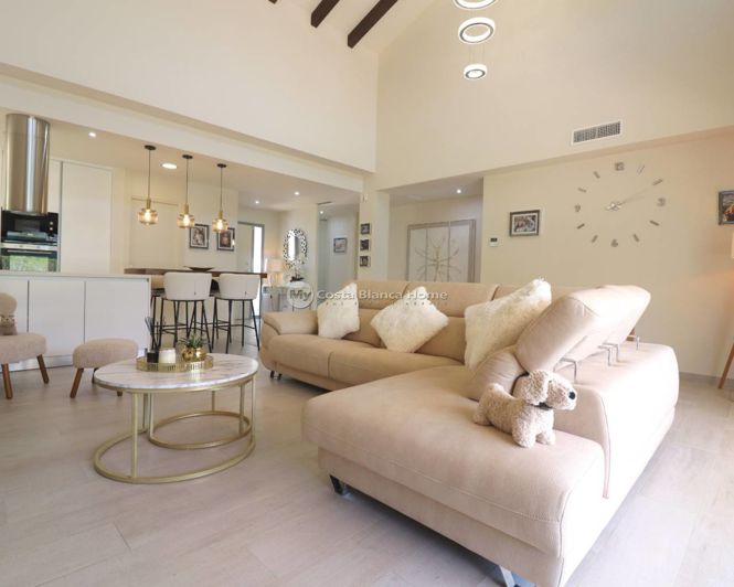 Image No.6-3 Bed Villa for sale