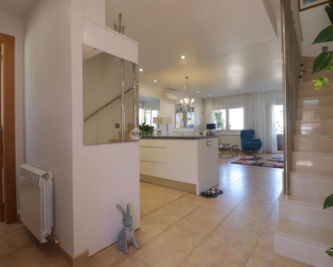 Image No.5-3 Bed Townhouse for sale