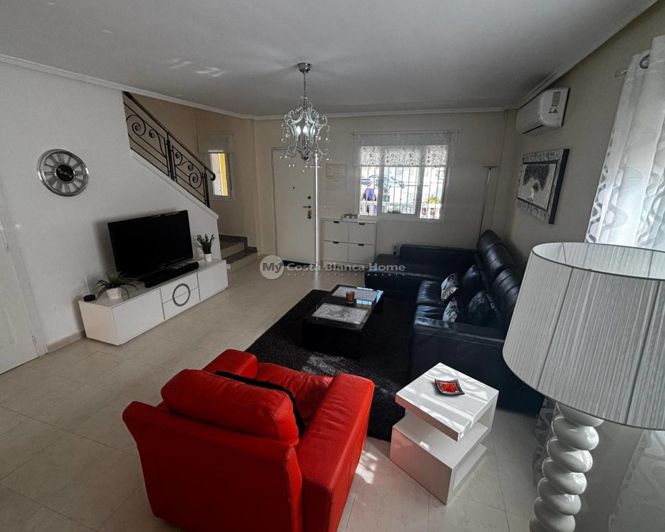 Image No.21-2 Bed Townhouse for sale