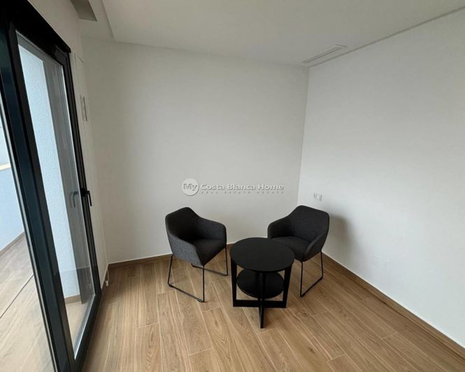 Image No.11-3 Bed Property for sale