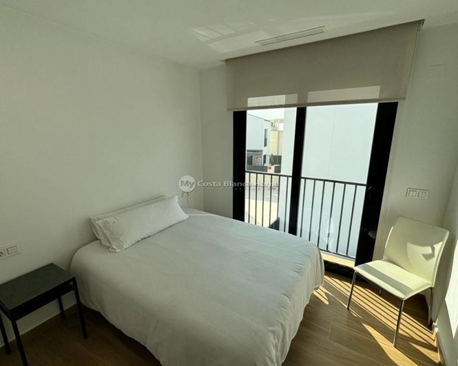 Image No.34-3 Bed Property for sale