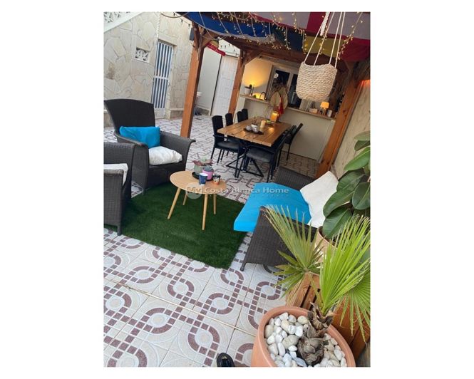 Image No.10-4 Bed Villa / Detached for sale