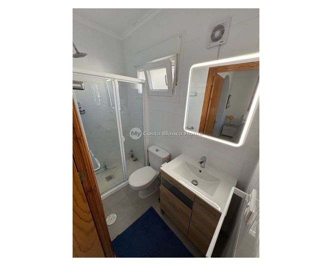 Image No.23-4 Bed Villa / Detached for sale