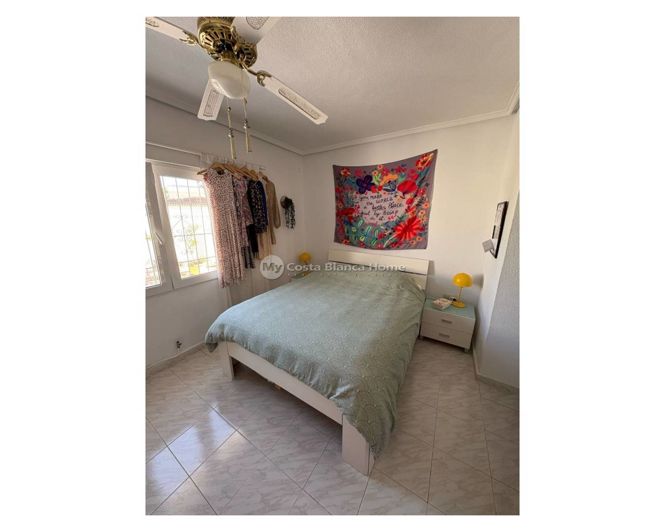 Image No.24-4 Bed Villa / Detached for sale