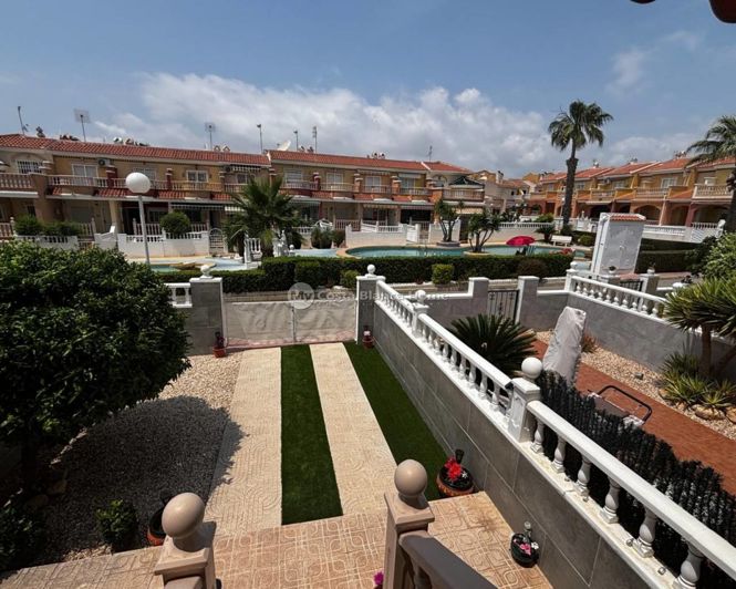 Image No.26-3 Bed Townhouse for sale