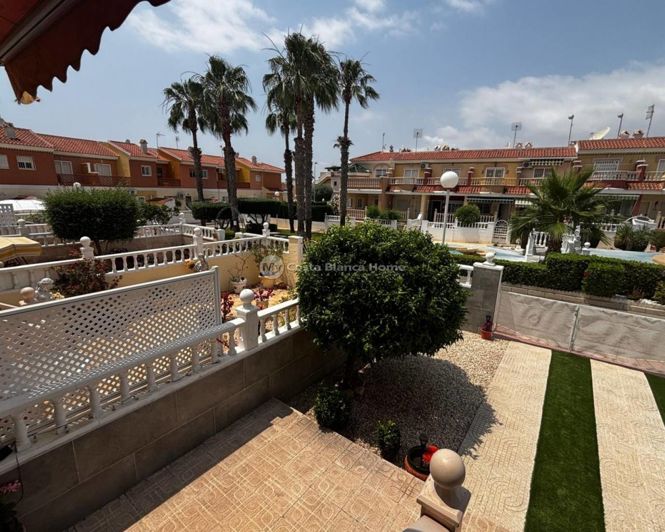 Image No.27-3 Bed Townhouse for sale