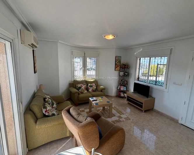 Image No.10-5 Bed Property for sale