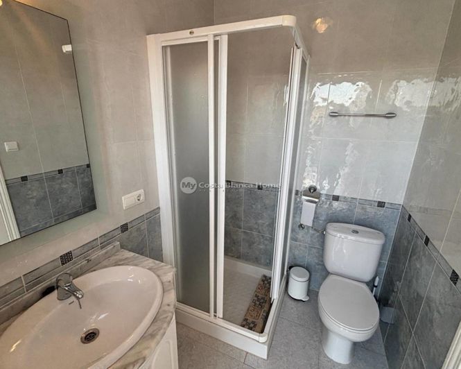 Image No.11-5 Bed Property for sale