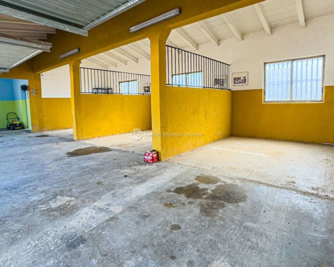 Image No.13-3 Bed Country House for sale