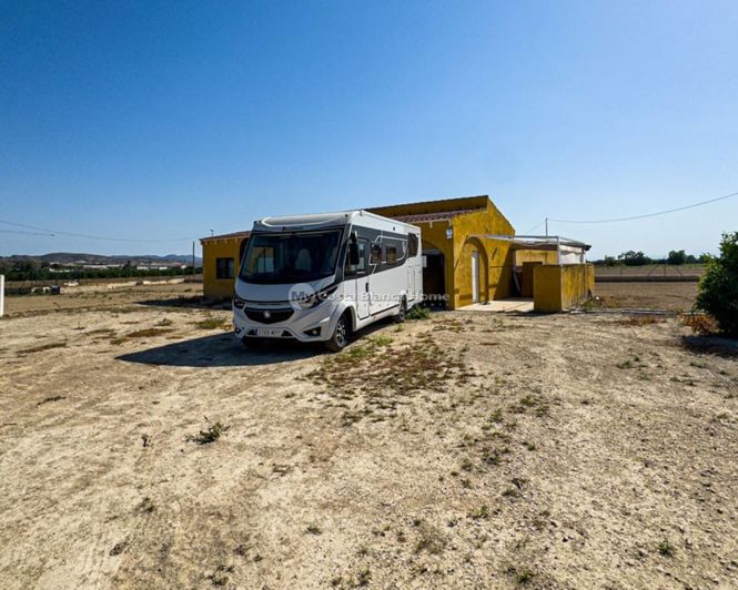 Image No.17-3 Bed Country House for sale