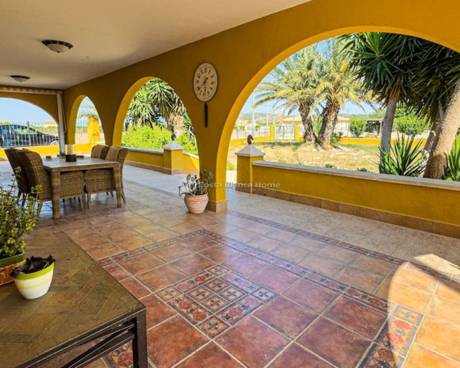 Image No.23-3 Bed Country House for sale