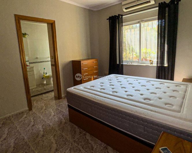 Image No.45-3 Bed Country House for sale