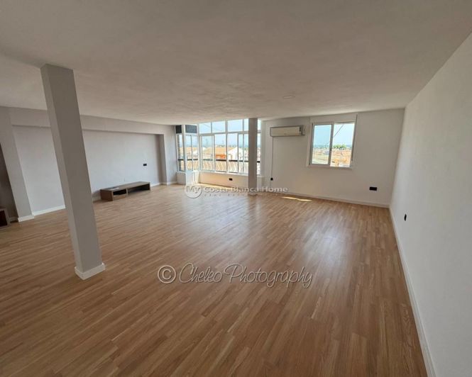 Image No.12-3 Bed Apartment for sale