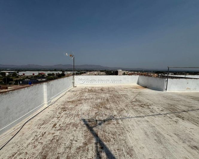 Image No.20-3 Bed Apartment for sale