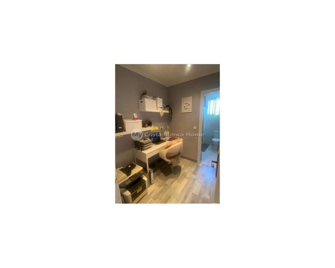 Image No.16-5 Bed Country House for sale