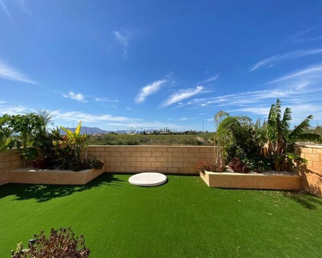 Image No.35-5 Bed Country House for sale