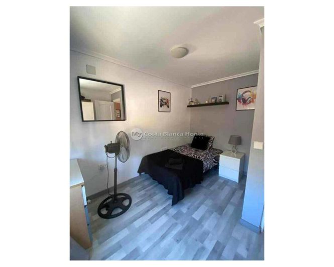 Image No.42-5 Bed Country House for sale