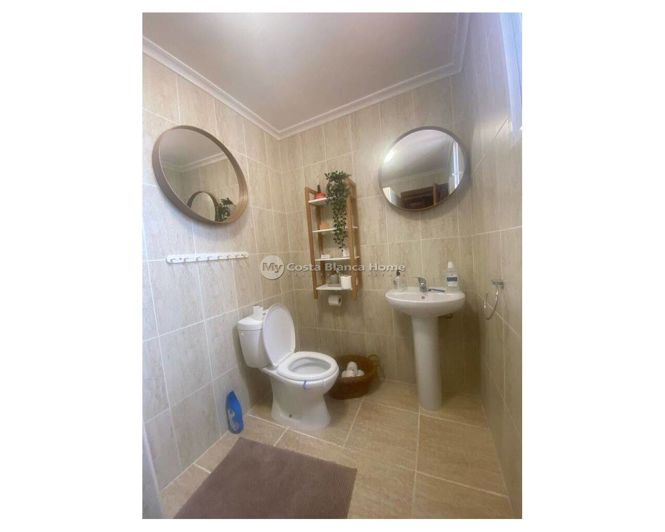 Image No.46-5 Bed Country House for sale