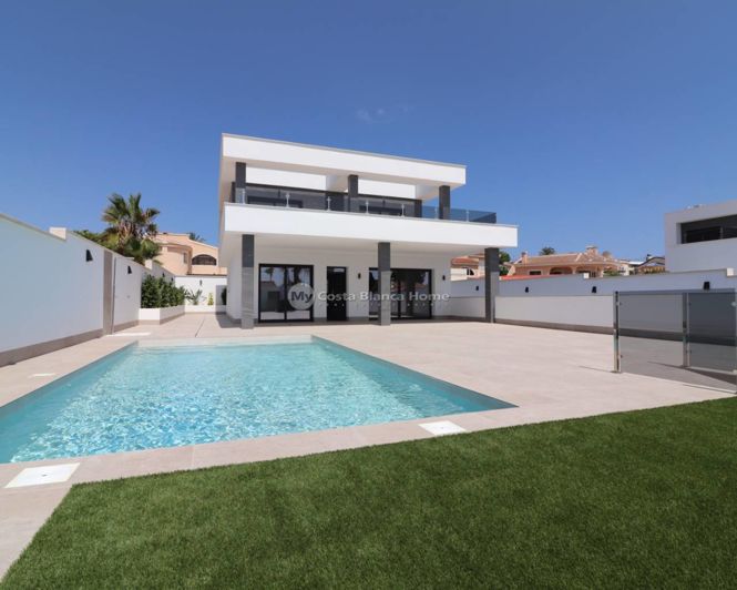 Image No.1-3 Bed Villa for sale