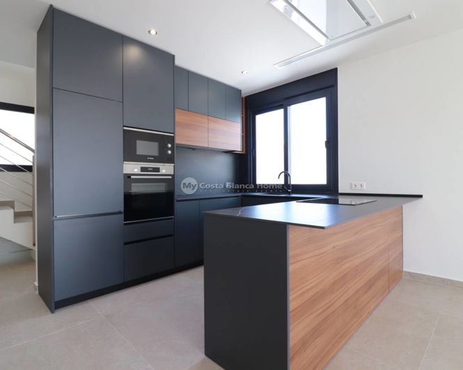 Image No.12-3 Bed Villa for sale