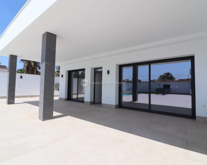 Image No.5-3 Bed Villa for sale