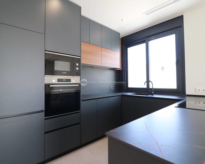 Image No.9-3 Bed Villa for sale