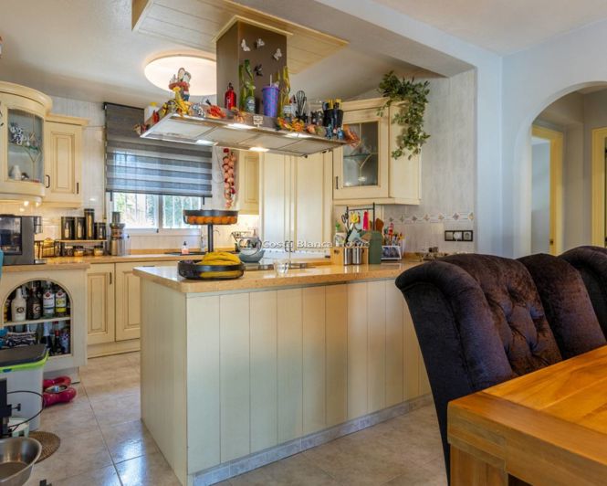 Image No.20-5 Bed Villa for sale