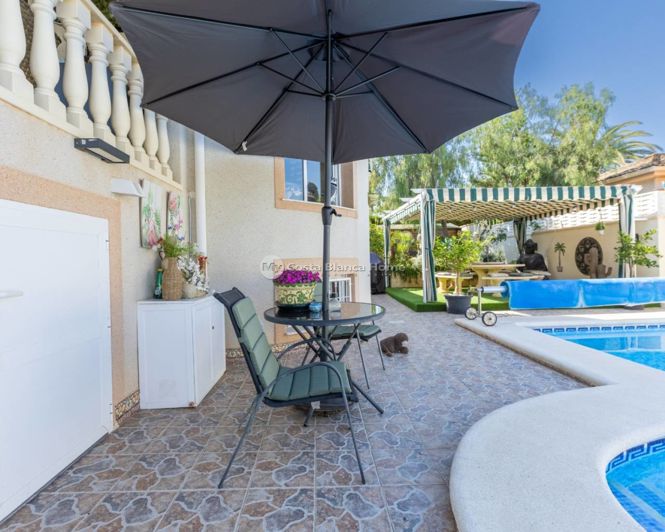 Image No.45-5 Bed Villa for sale