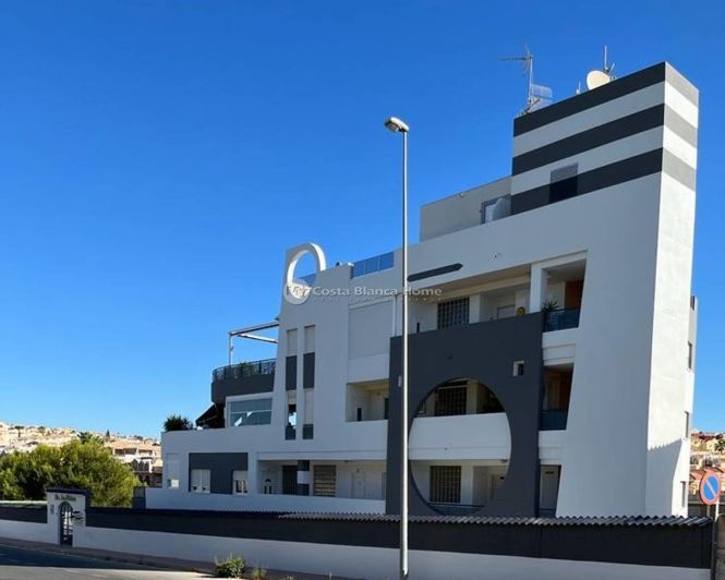 Image No.1-3 Bed Apartment for sale