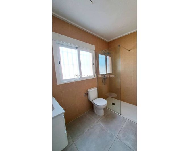 Image No.9-3 Bed Country House for sale