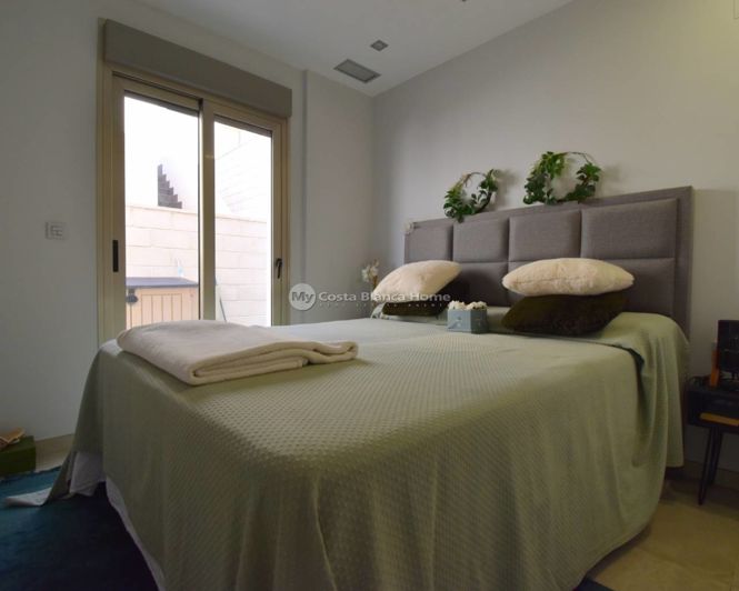 Image No.12-3 Bed Villa for sale