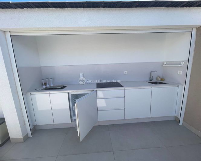 Image No.21-3 Bed Apartment for sale