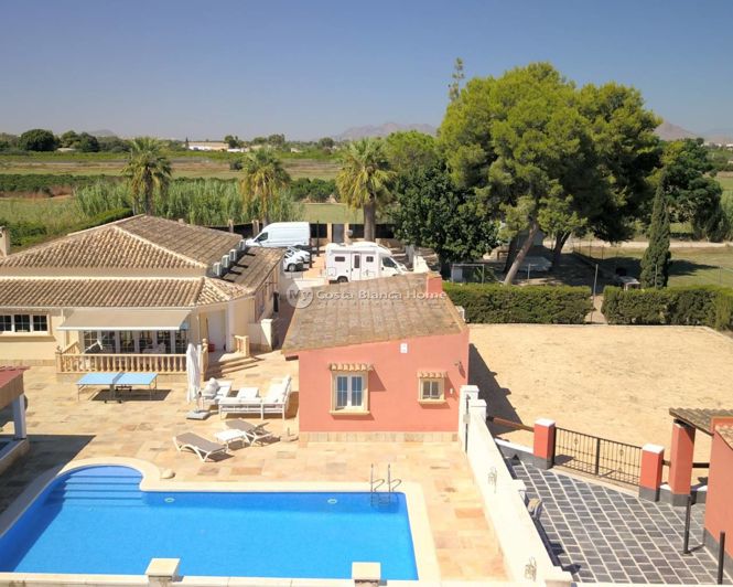 Image No.28-6 Bed Country House for sale