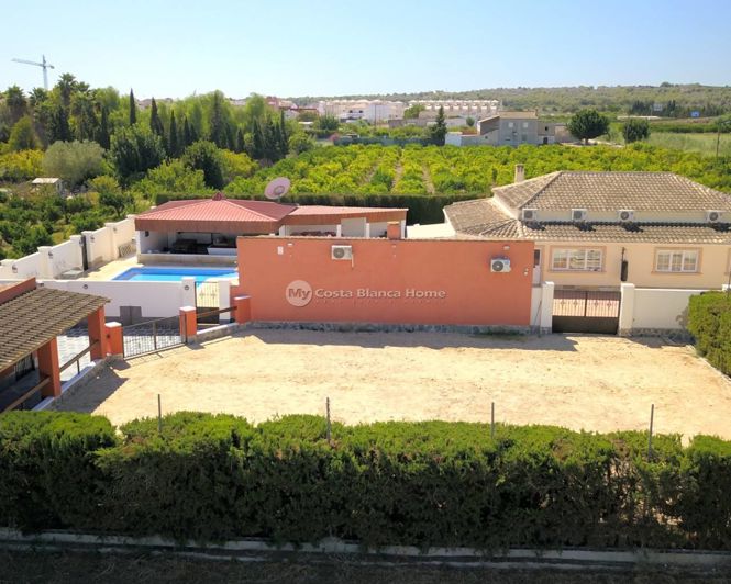 Image No.45-6 Bed Country House for sale