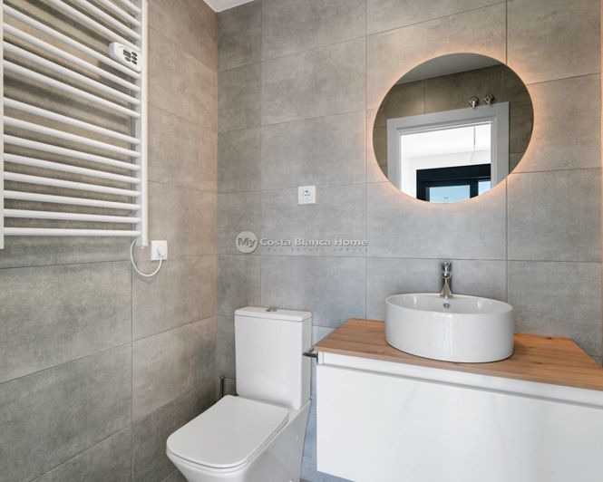 Image No.9-2 Bed Apartment for sale