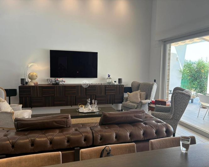 Image No.4-2 Bed Villa for sale