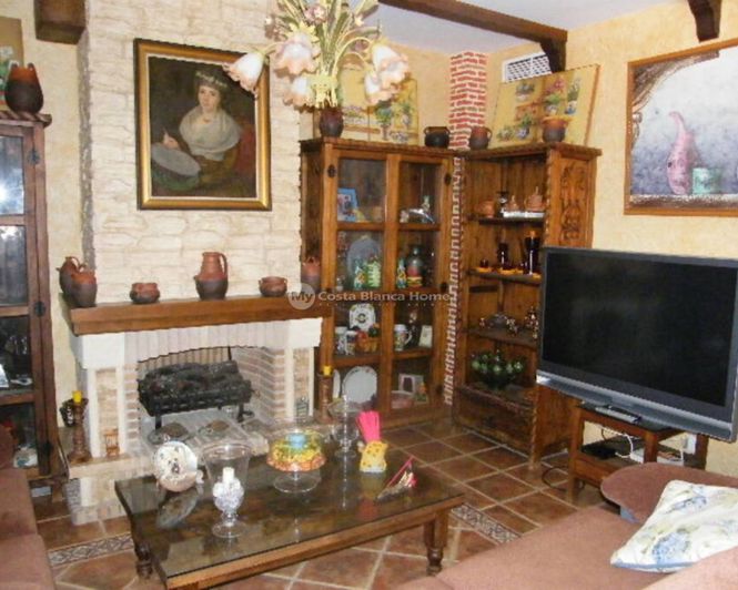 Image No.2-5 Bed Townhouse for sale