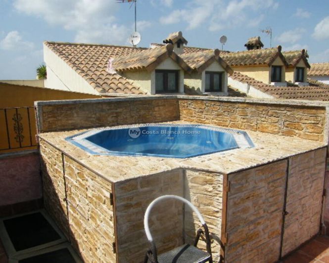 Image No.44-5 Bed Townhouse for sale