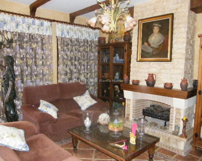 Image No.6-5 Bed Townhouse for sale