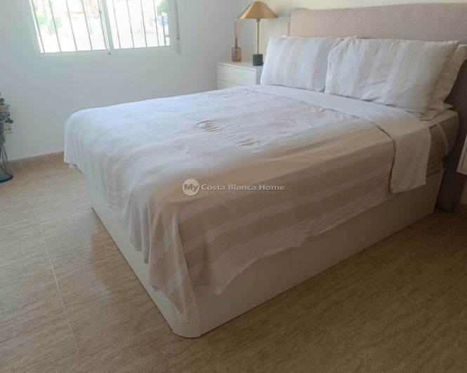 Image No.22-2 Bed Apartment for sale