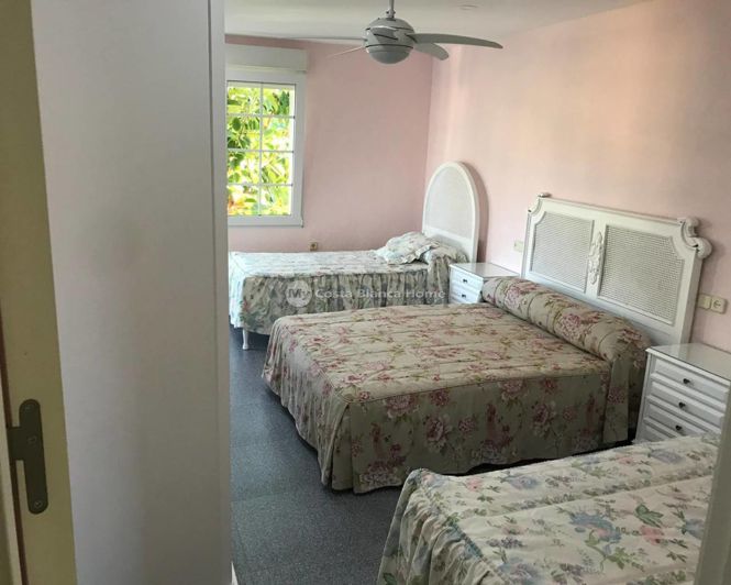 Image No.10-7 Bed Villa for sale