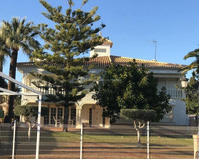 Image No.2-7 Bed Villa for sale